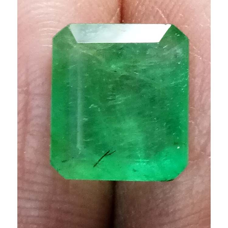 4.86/CT Natural Panna Stone with Govt. Lab Certificate (8991)