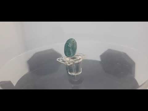 4.50 Ratti Natural emerald with Govt Lab Certificate-(3441)