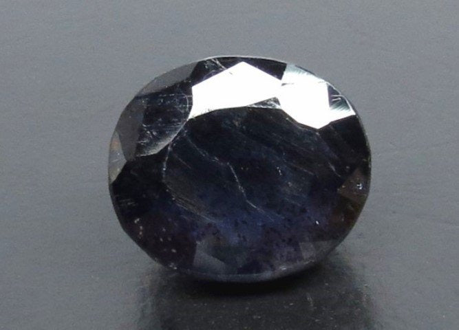 6.72/CT Natural Iolite with Govt Lab Certificate (832)