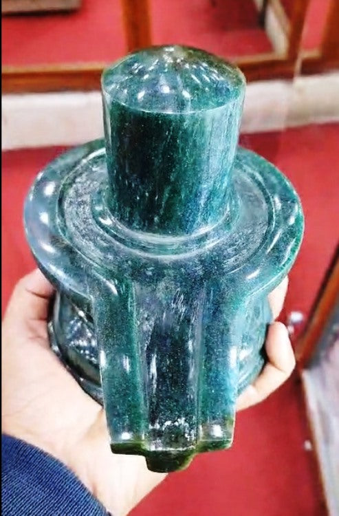 NATURAL JADE SHIVLING (30)