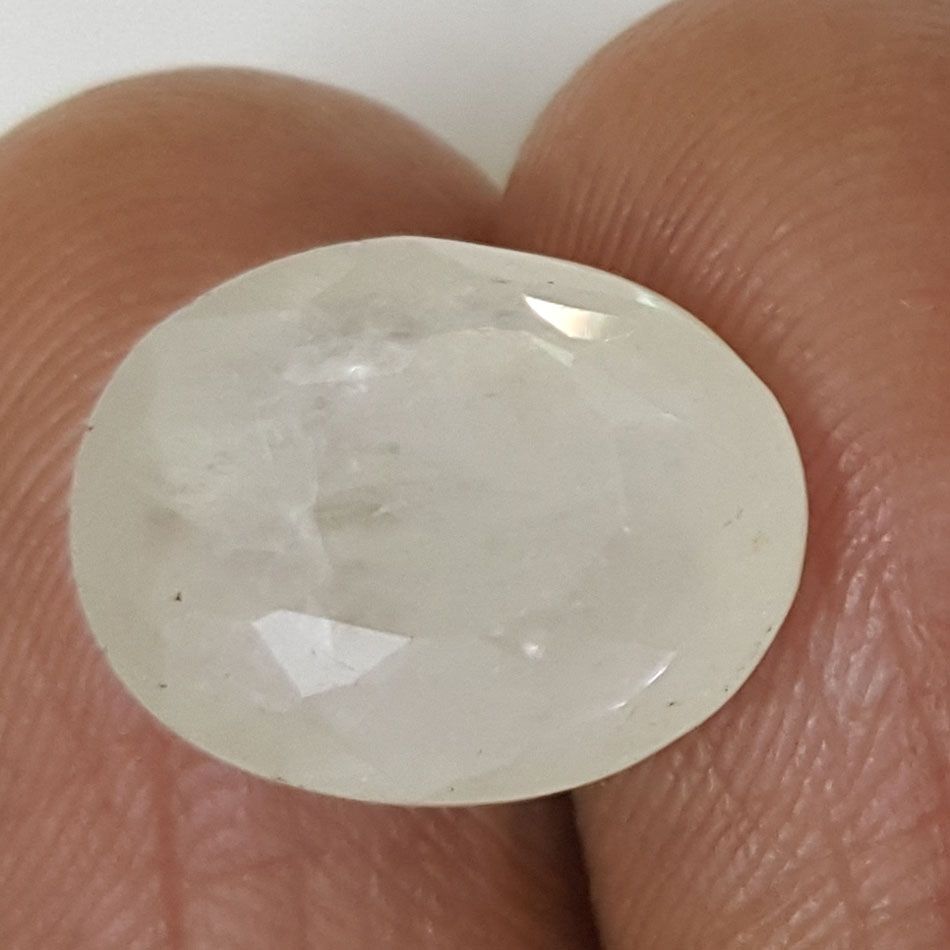 7.50 Ratti Natural White Sapphire with Govt Lab Certificate - (2331)